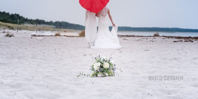 Hochzeitsfotografie Marco Dierbach Foto vom Brautpaar Wedding phtoto Bride and groom Ostsee baltic sea